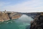 Hraniční most mezi USA a Kanadou