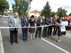 Slavnostní otevření opraveného úseku silnice v Ostrově u Macochy. Foto Michal Záboj