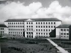 Historický pohled na budovu ZŠ Erbenova. Foto archiv školy