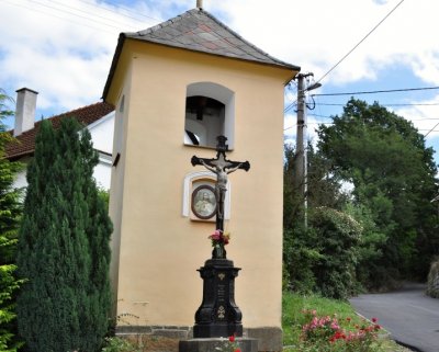 Na opravy zvoničky v Hrádkově mohou lidé přispět svým pohybem