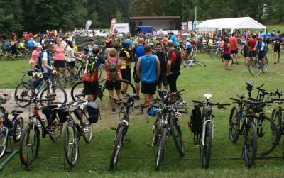 OBRAZEM: Cyklisté se o víkendu vydali na výlet Okolo Malé Hané