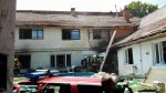 V Lysicích hořel rodinný dům, při požáru se zranili dva lidé